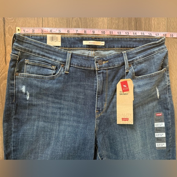 NWT Levi’s 711 Skinny Mid Rise Jeans Women’s Size 34 - Picture 11 of 13